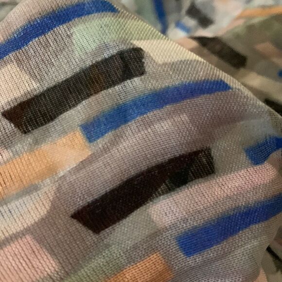 Scarf Bundle of 4. - Picture 6 of 12